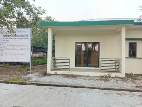Php 1.5-M grant para sa CultivateX Hub, pormal nang ipinagkaloob sa Romblon State University